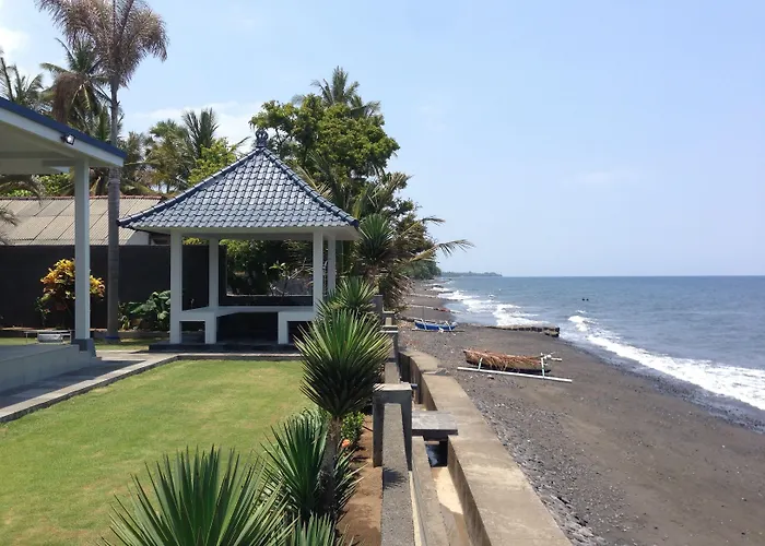 Air Sanih Villa *