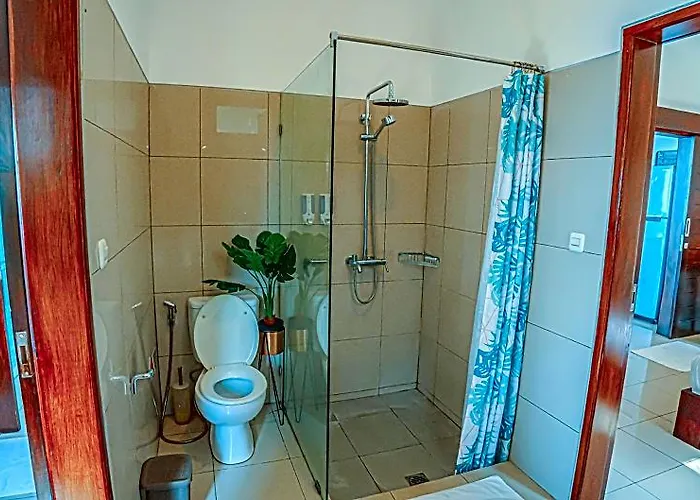 Air Sanih Villa *